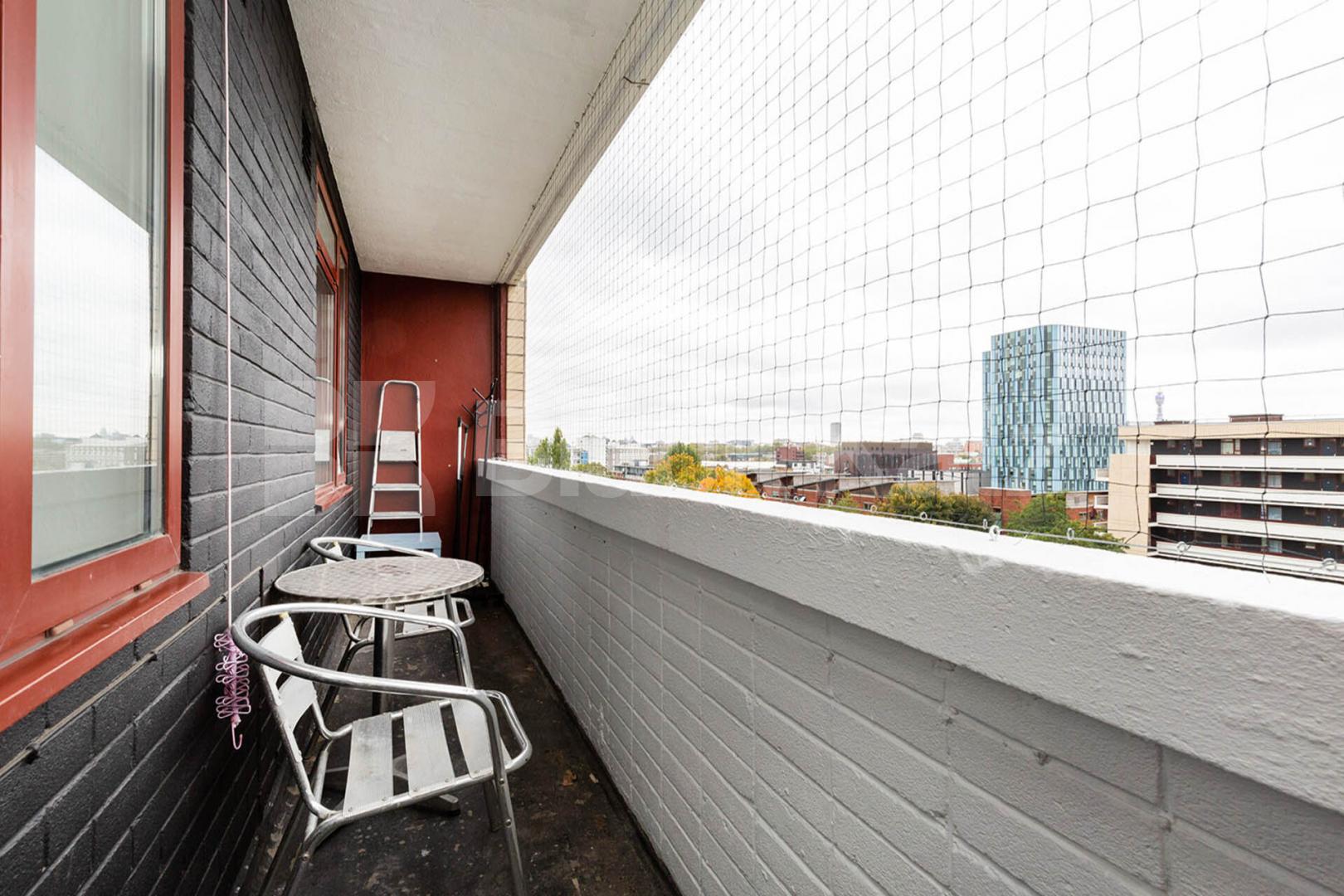 3 double bedroom apartment with balcony and inclusive of heating and hot water Collier Street, Angel / Kings Cross
